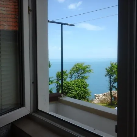 Homestay Windmill House